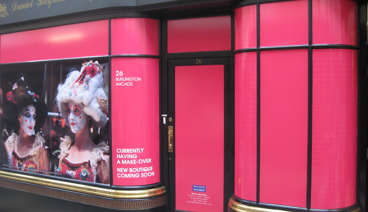 printed vinyl for shop window for estate management advertising a store to let